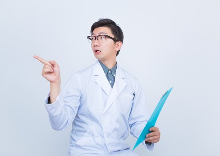 薬剤師とかいう医師の下位互換扱いされる職業