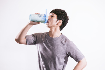 【朗報】ダイエット成功の鍵は「タンパク質」と「食物繊維」だったことが研究結果から判明！！！