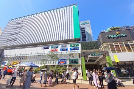 東京吉祥寺、ムスリムがバス停でお祈りを始めてしまう