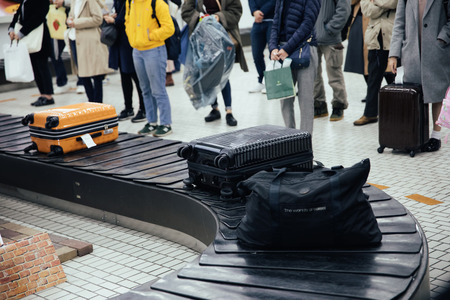 年に何回くらい旅行行ってる？