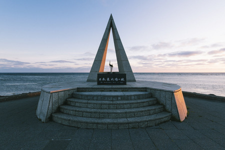 【悲報】北海道、魔界すぎる　看護師の死体が壁の穴から発見される