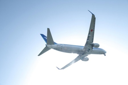 飛行機「１０時フライトです」ワイ「ほーい（１０分前行動してたら余裕やな」