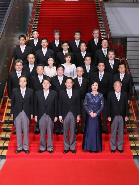 【爆笑】岸田内閣　不支持56%、支持36% たった二週間で16%急降下wwwwywwy