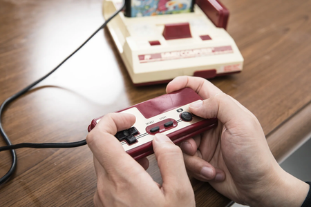 馬鹿「レトロゲーム持ち上げる奴は時代に付いて行けてない！ｗ」