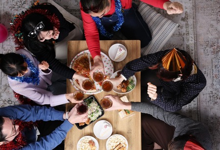 みんなクリスマスどう過ごす？