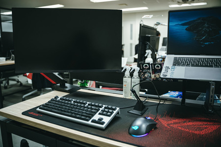 PCモニターは何枚が正解か