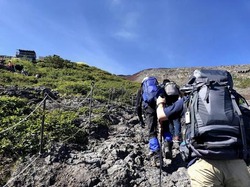 登山