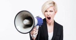 160405-urusai-onna-660x350