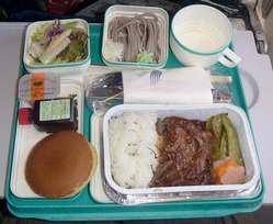 731px-In-flight_meal_Garuda_Indonesia_Air_Lines_200507