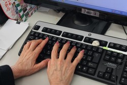 bfb22e6425417c79adc47f5fcdb49d51_s