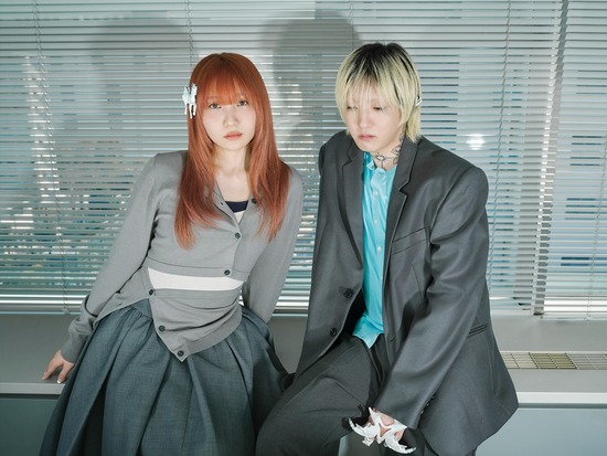 【写真あり】YOASOBIさん、またビジュアルを路線変更ｗｗｗ
