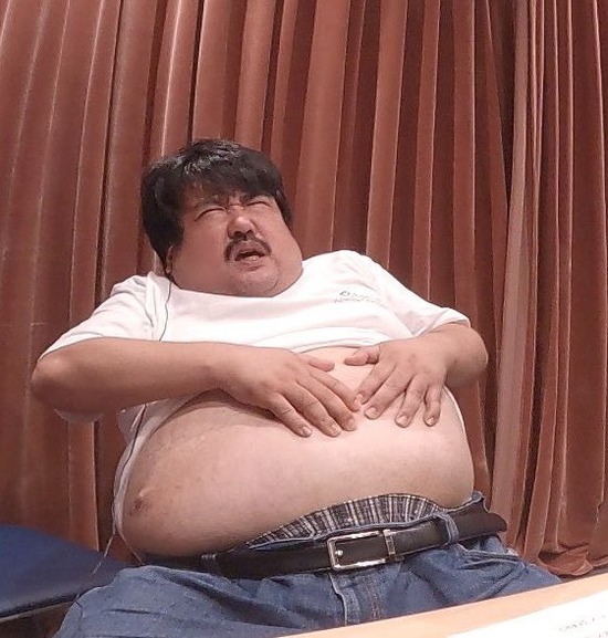 【画像】空気階段・もぐら、3か月で38kg減　123kg→85kgに激やせｗｗｗ