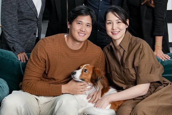 【画像】MVP発表時に大谷が着ていたセーター10万円ｗｗｗｗｗ