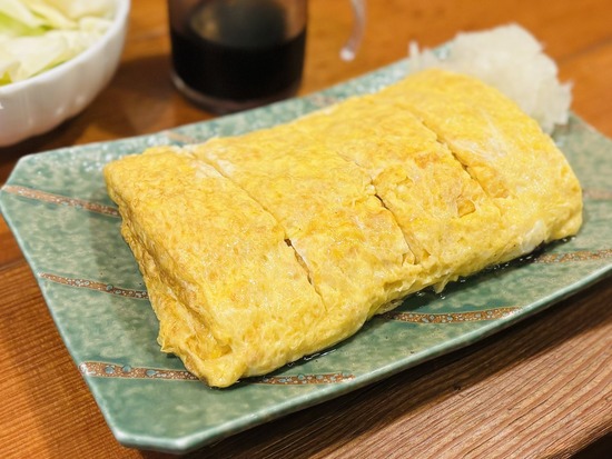 【画像】関東の田舎モン、京都での料理の食べ方がマナー最悪すぎて炎上・・・