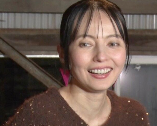 【画像】ベッキー、変わり果てた姿で発見されてしまう。やっぱりみんな年齢には勝てないんやな・・・