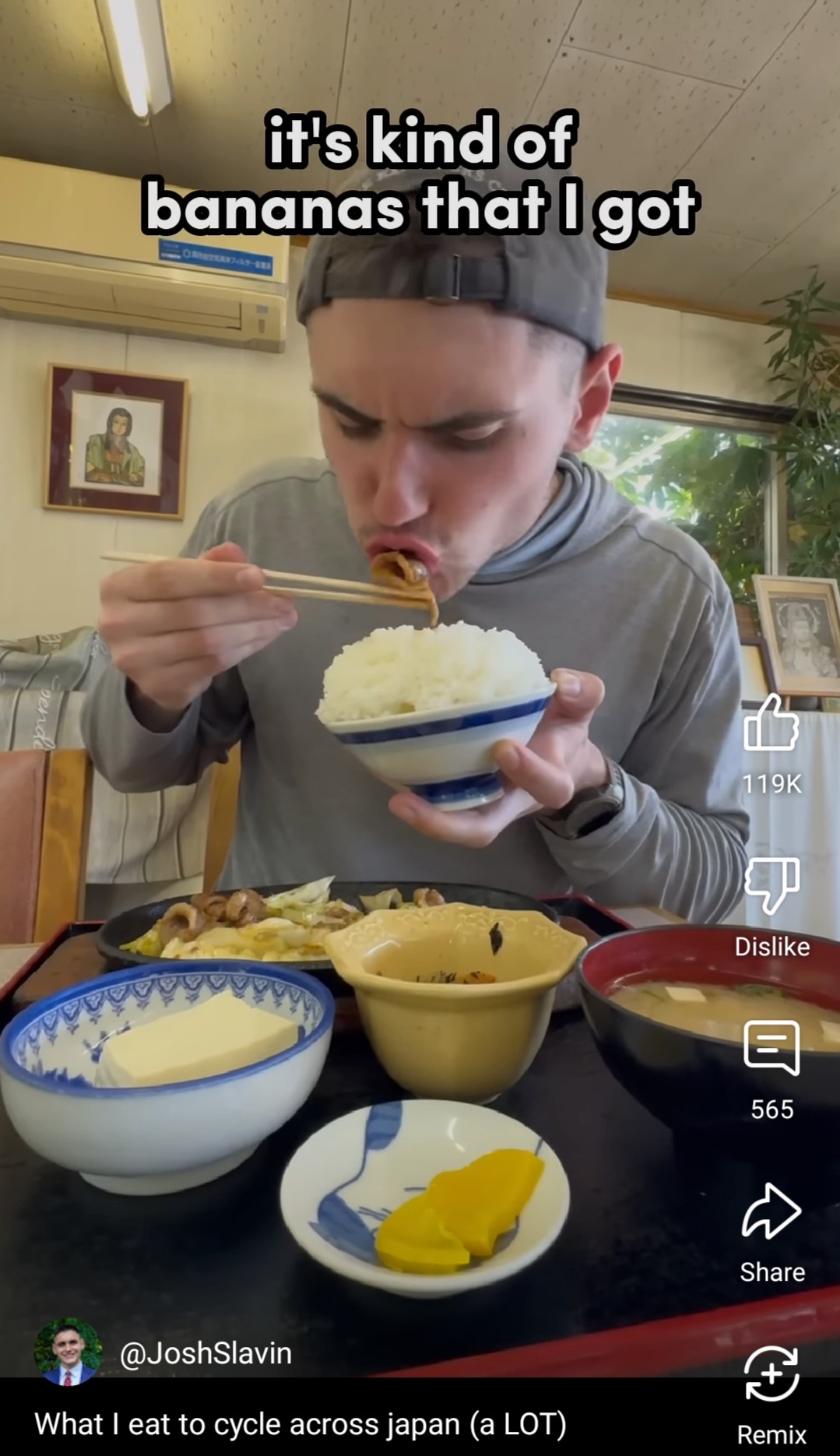 【画像】アメリカ人「日本一周したけど、一番美味しかった食べ物はインドカレー」