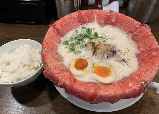 【画像】こういうのもいいなラーメン、爆誕ｗｗｗｗｗｗｗ