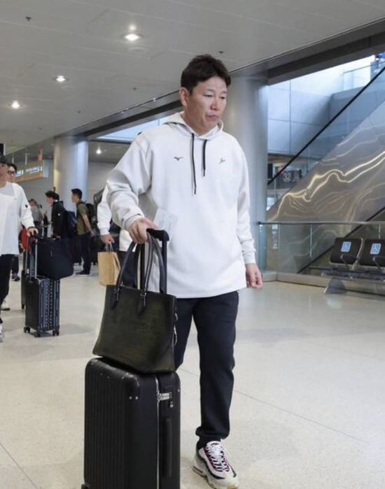 【画像】憔悴しきった井端監督、完全にオーラが消え失せてしまう・・・