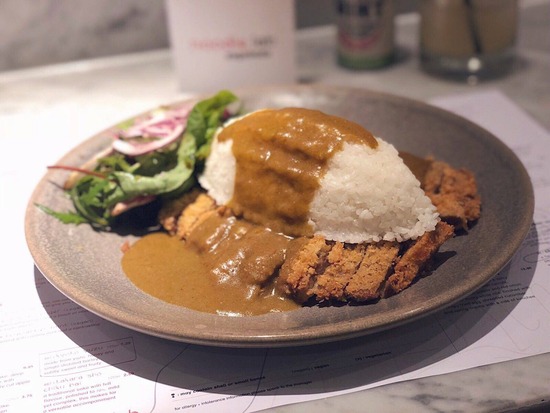 【画像】イギリスで大人気の「カツカレー」、めちゃくちゃ美味そうｗｗｗ