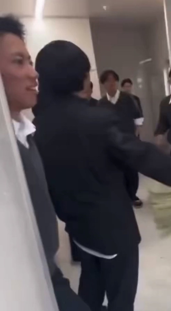 【画像】このイジメっ子のパンチ力を評価してあげてください！！