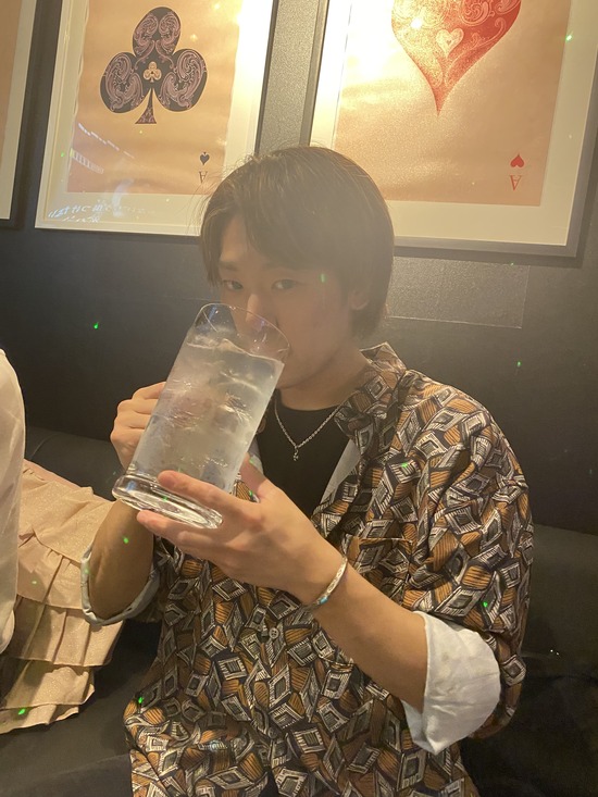 C71B4EFF-7BF5-483A-838D-0ADDF0A58717