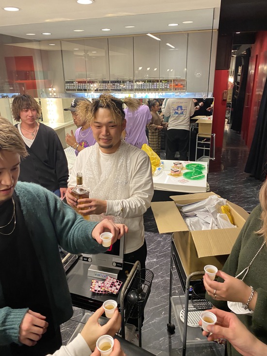 7D28F40E-EC56-4E7C-9D30-6E77165BF42E