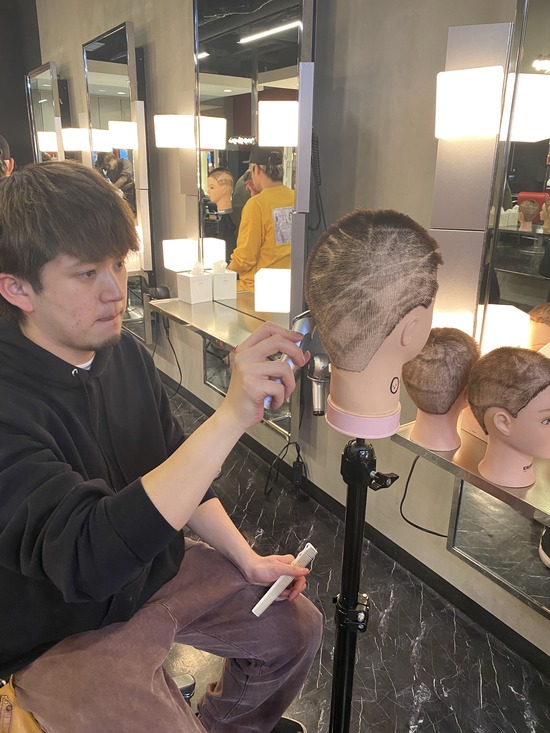 B4A7411B-F7D3-4961-B4CA-EAF05599A603