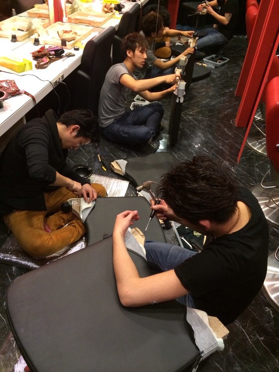 34CE0C7A-AA6D-42AA-81D3-1ADA3AF4B9B5