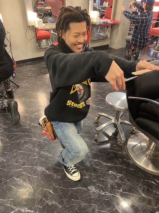 AD7EC7FD-D387-43F0-A394-5A898B465887