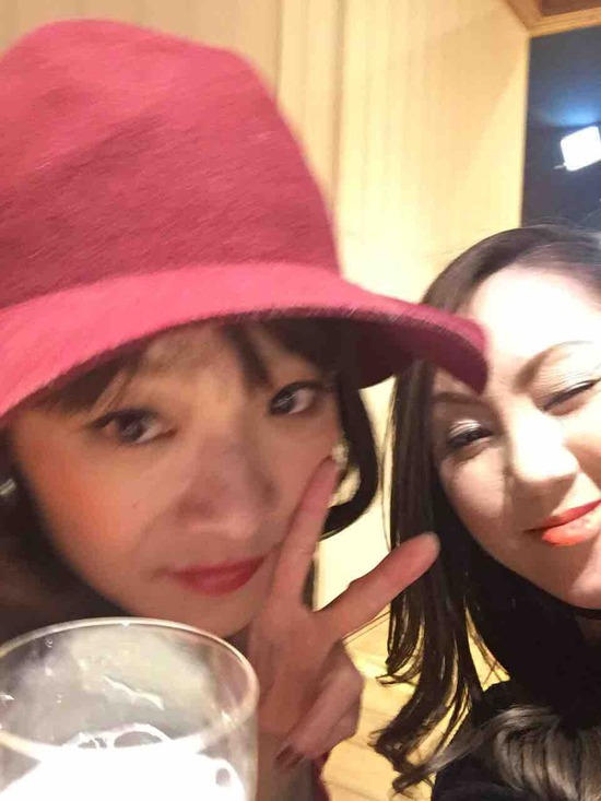 6BDF0AE9-8285-4385-88EB-C0C744279914