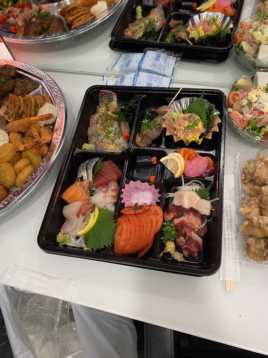 9DB8CEE1-50C9-431F-9E9A-AD729563D3DF