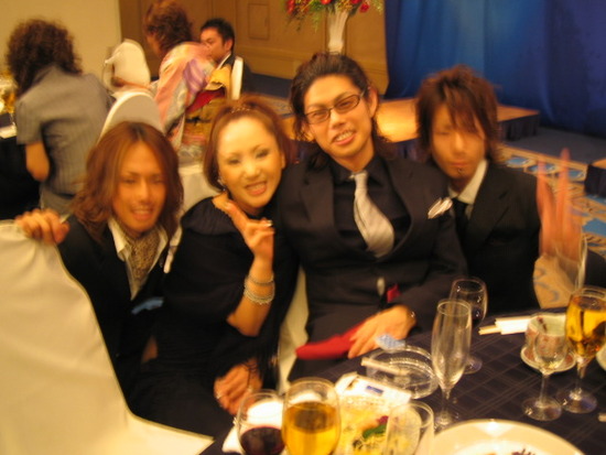 41E7F3B0-3C4B-4FAF-AC00-9012E8C5E038