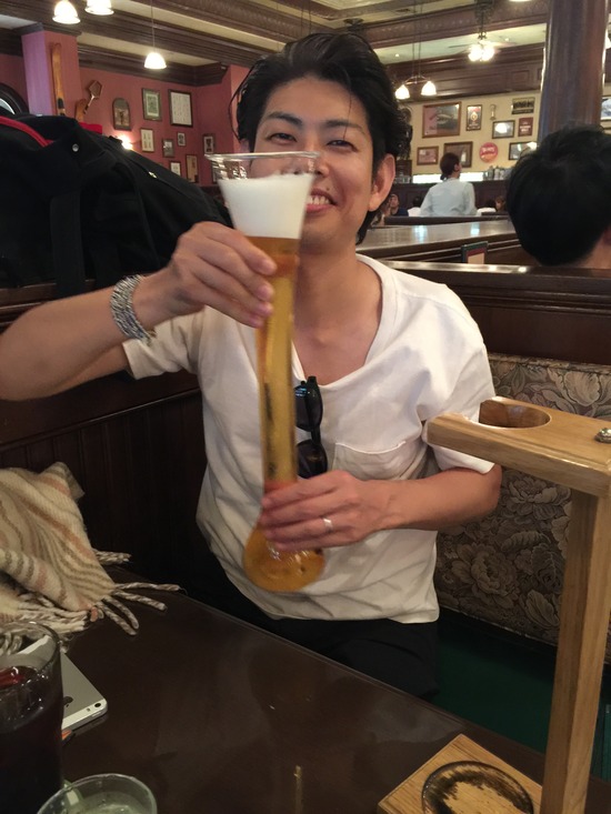 2B8B90E3-8310-42B7-96B7-D4DDF44D8CE1