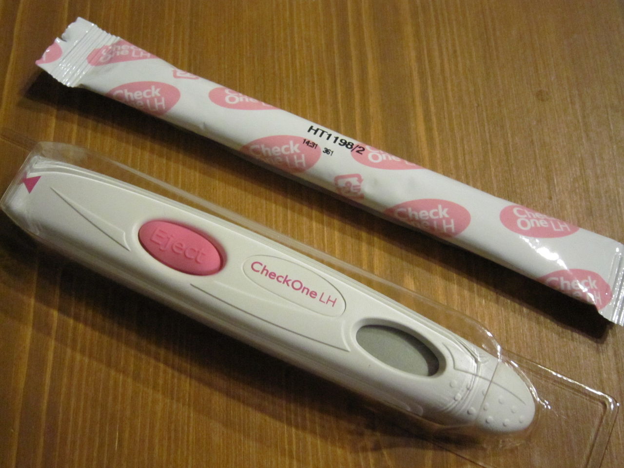 今日から排卵日検査薬 チェックワンlhデジタル を使い始めました 30代主婦さくらの妊活情報サイト 今日から排卵日検査薬 チェックワンlhデジタル を使い始めました 30代主婦さくらの妊活情報サイト
