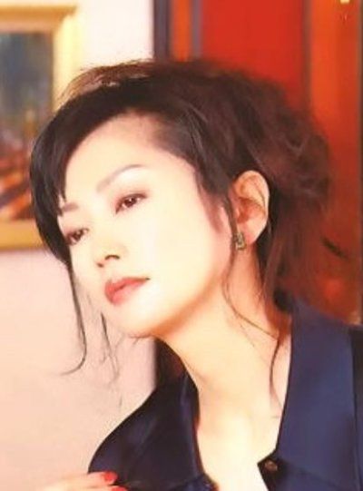 【芸能】麻生祐未さんが還暦美ボディを披露！