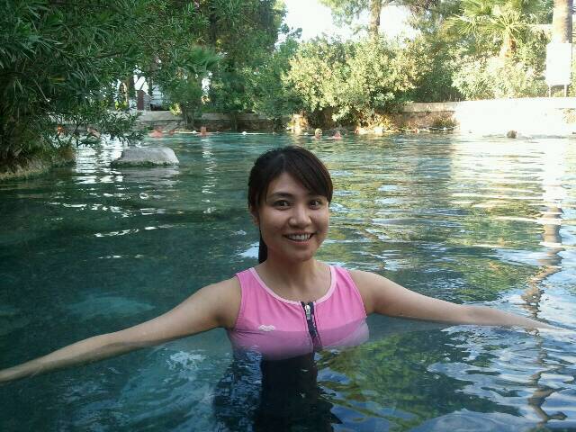 【芸能】元おニャン子クラブB組・山崎真由美（53）32年ぶりグラビア披露＆8ページ袋とじ