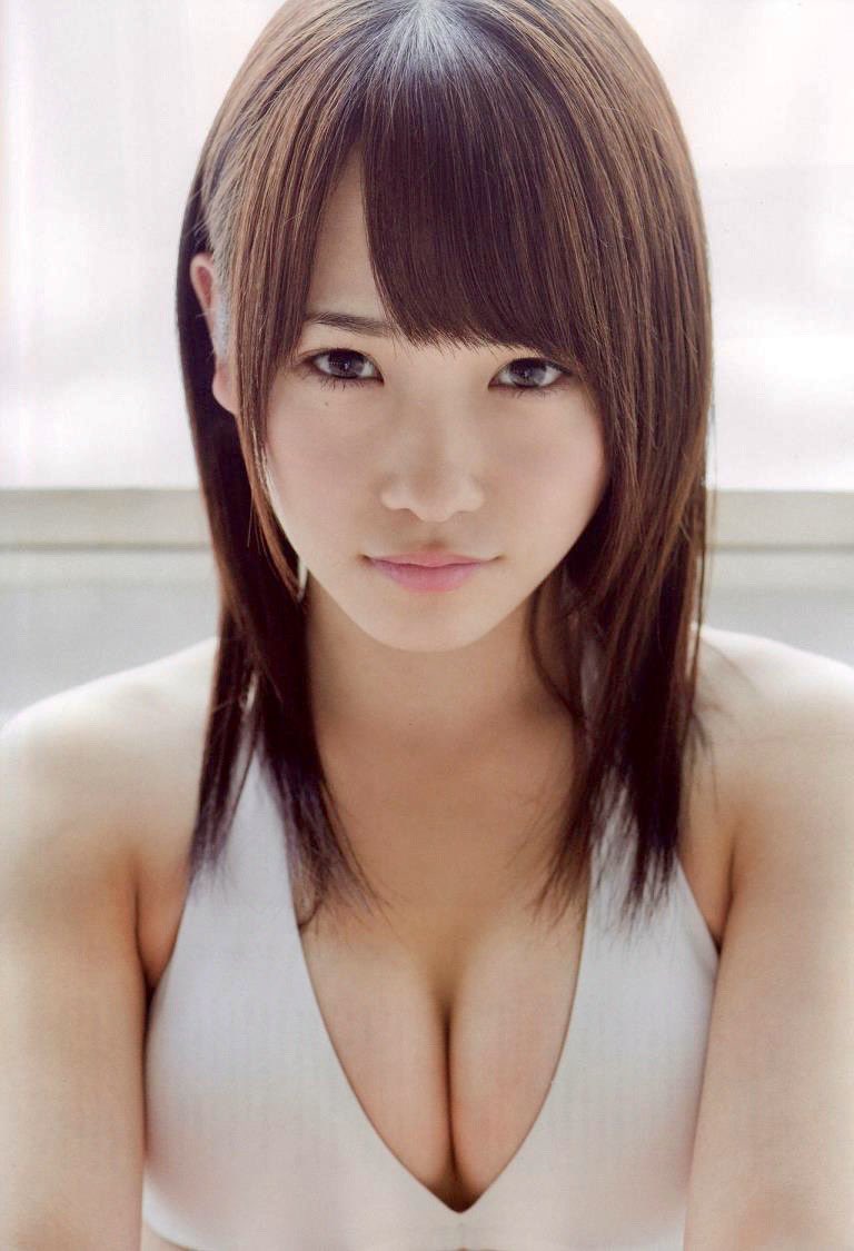 「AKB48で最も成功した女優」川栄李奈（26）の魅力