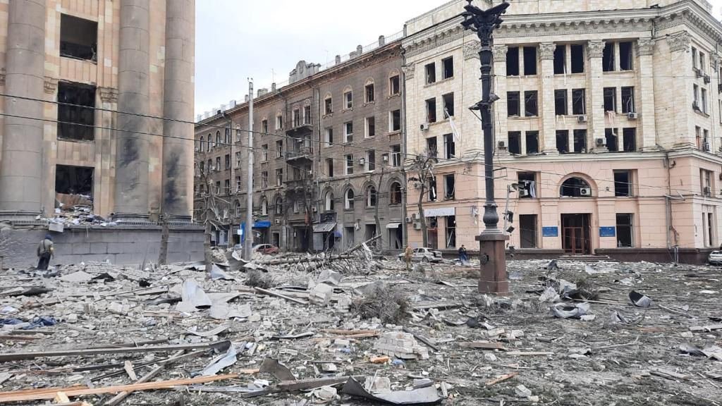 【速報】　ロシア軍、ウクライナで2番目に大きい都市ハリコフを攻撃 「大量虐殺」 政府庁舎も吹き飛ぶ 動画あり