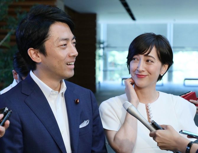 【不一致】小泉進次郎＆滝クリ夫妻「ビーガン離婚説」浮上