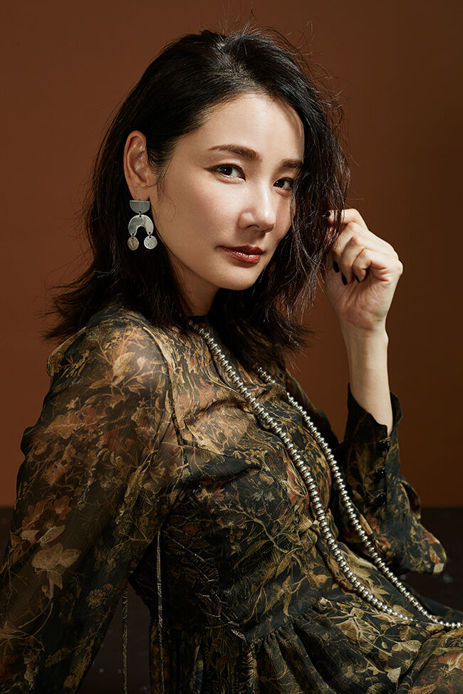 【芸能】吉田羊「旦那様とパチリ」 突然の“結婚報告”にファン騒然