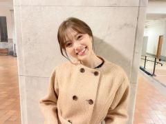 白石麻衣、腕組みポーズが凛としてカッコいい。ドラマ「嘘喰い」の蘭子にも期待
