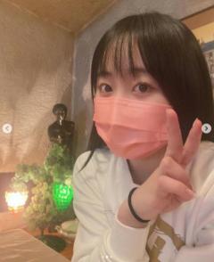 本田望結、マスク姿を披露も「えっ！？」「後ろに誰かいる…」