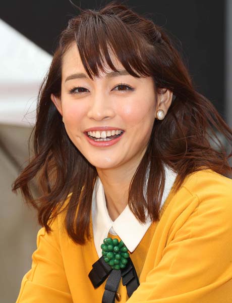 【芸能】新井恵理那アナ、日本代表のユニ姿にフォロワー歓喜