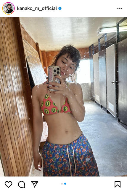 村上佳菜子（28）ビキニで美ボディあらわ