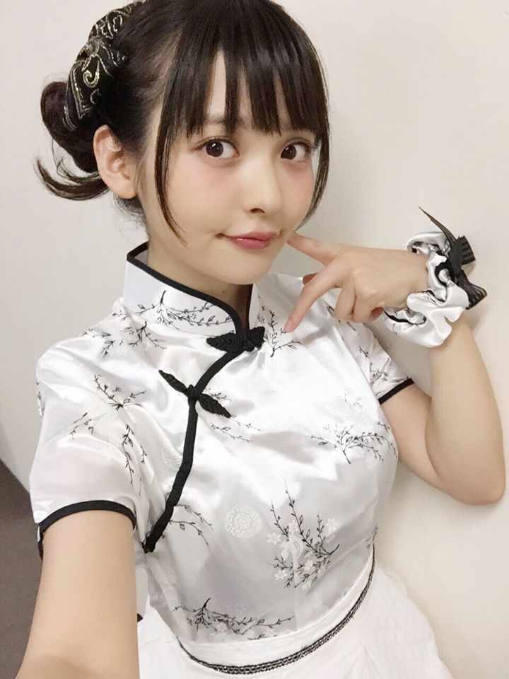【声優】上坂すみれ、ラムちゃん衣装に反響　美脚披露で「最高！」たまらん」  [フォーエバー★]