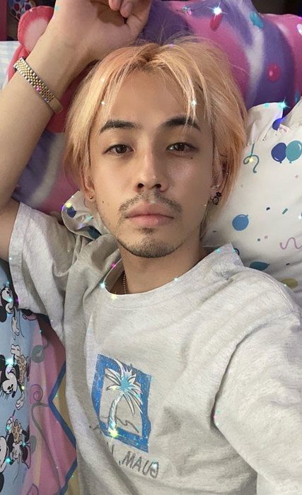 【芸能】ryuchell（りゅうちぇる）オフ会でファンと交流を報告、シャネルの超ミニスカ姿を公開