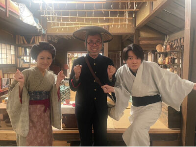 【芸能】浜辺美波「ハッピーな誕生日サプライズをいただきました…⚠」