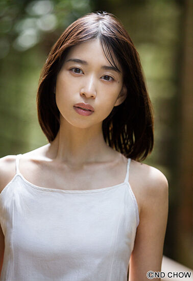 【初水着！】森川葵、紐ビキニの大胆“美尻”ショットに反響！