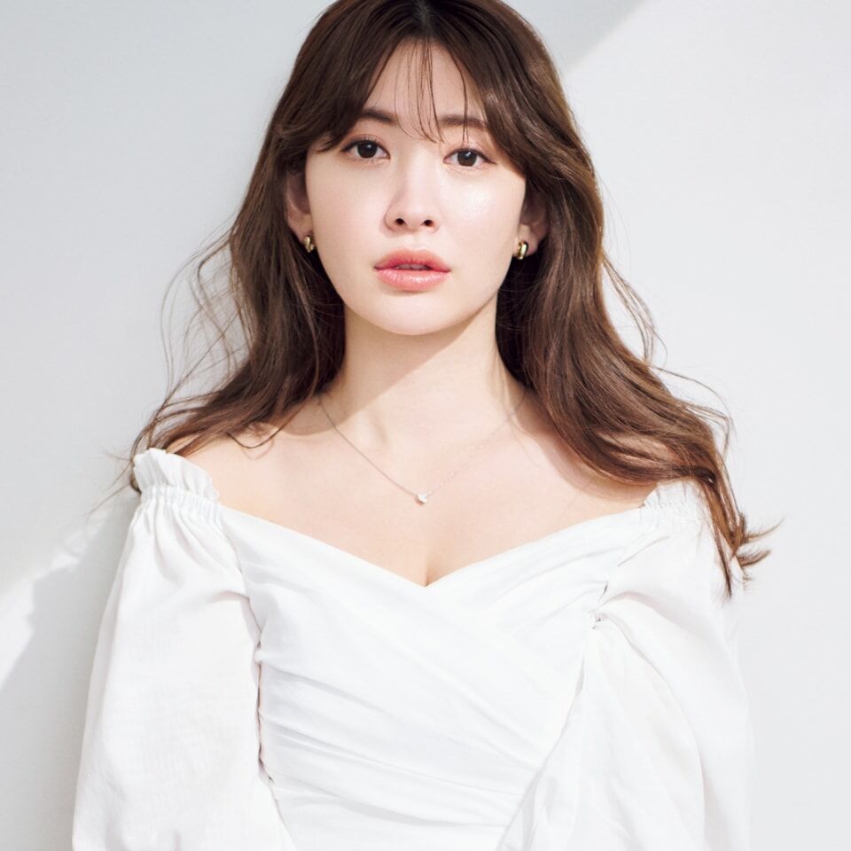 【芸能】小嶋陽菜写真集イベント　2ショットチェキ会開催決定