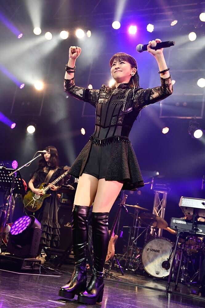 【芸能】森高千里（56）デビュー３８周年サイパンで撮影